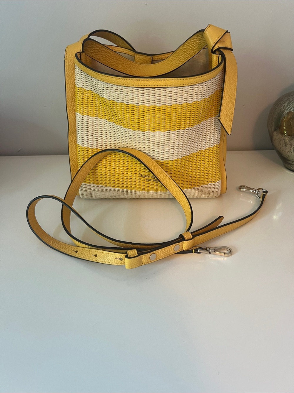 kate spade Yellow and White Woven “knott” Stripe Shoulder Bag with wallet - Picture 7 of 10